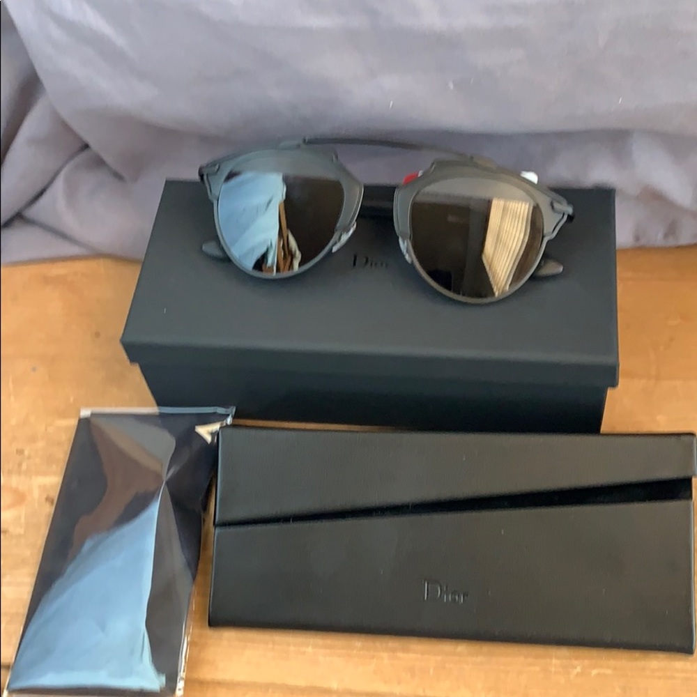 Christian Dior men’s black sunglasses !